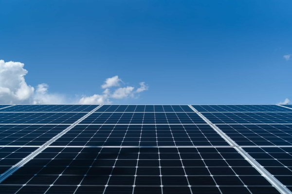 Les onduleurs photovoltaïques : des composants clés pour optimiser la production d'électricité solaire